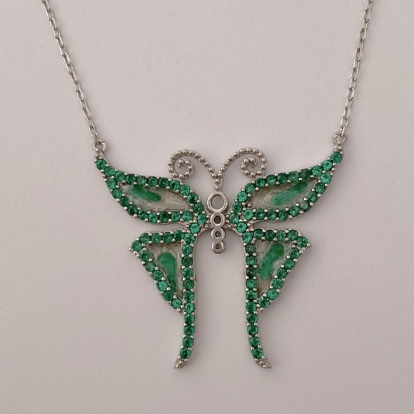 Jewelry - 🦋925 Silver green butterfly necklace